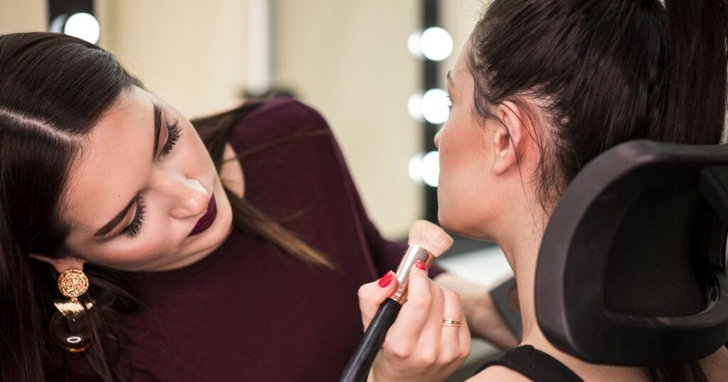 Airbrush Makeup vs Traditional Makeup